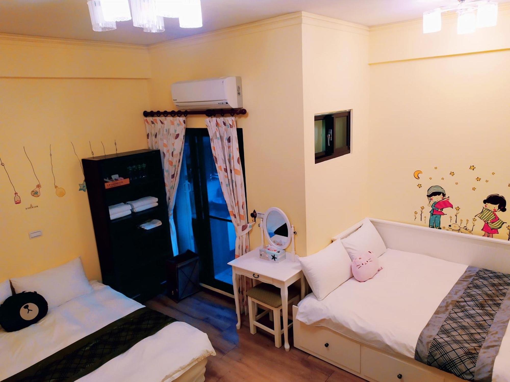 Birds Flower B&B Уцзє Номер фото